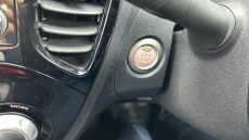 Nissan Juke 1.5 dCi N-Connecta 5dr Diesel Hatchback